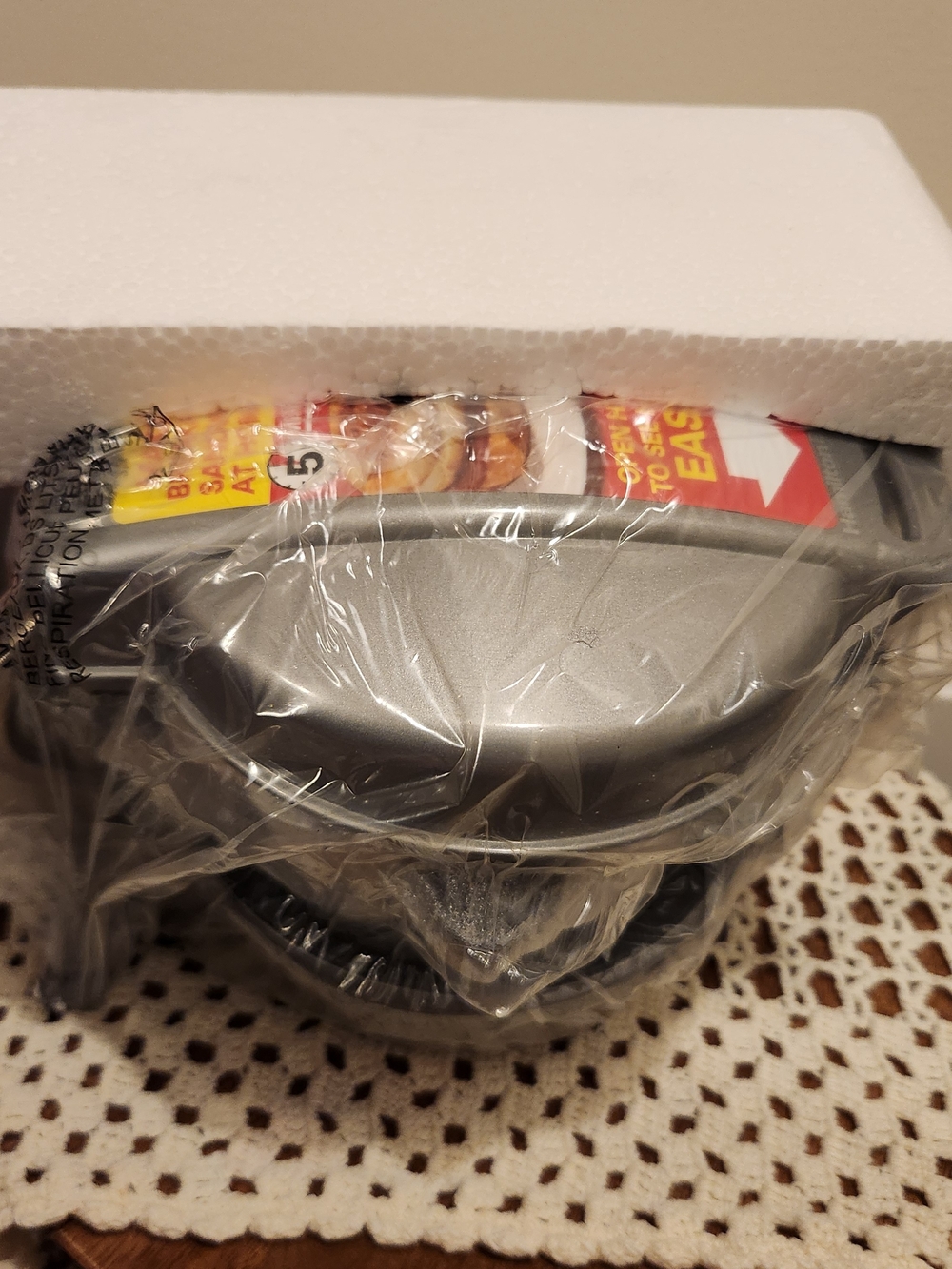 Hamilton Beach Breakfast Sandwich Maker #25475) NEW IN BOX - Picture 7 of 9